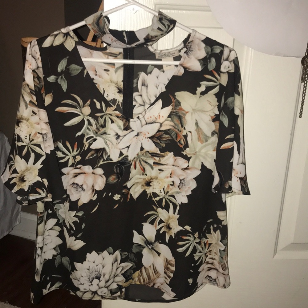 Lucky brand choker top